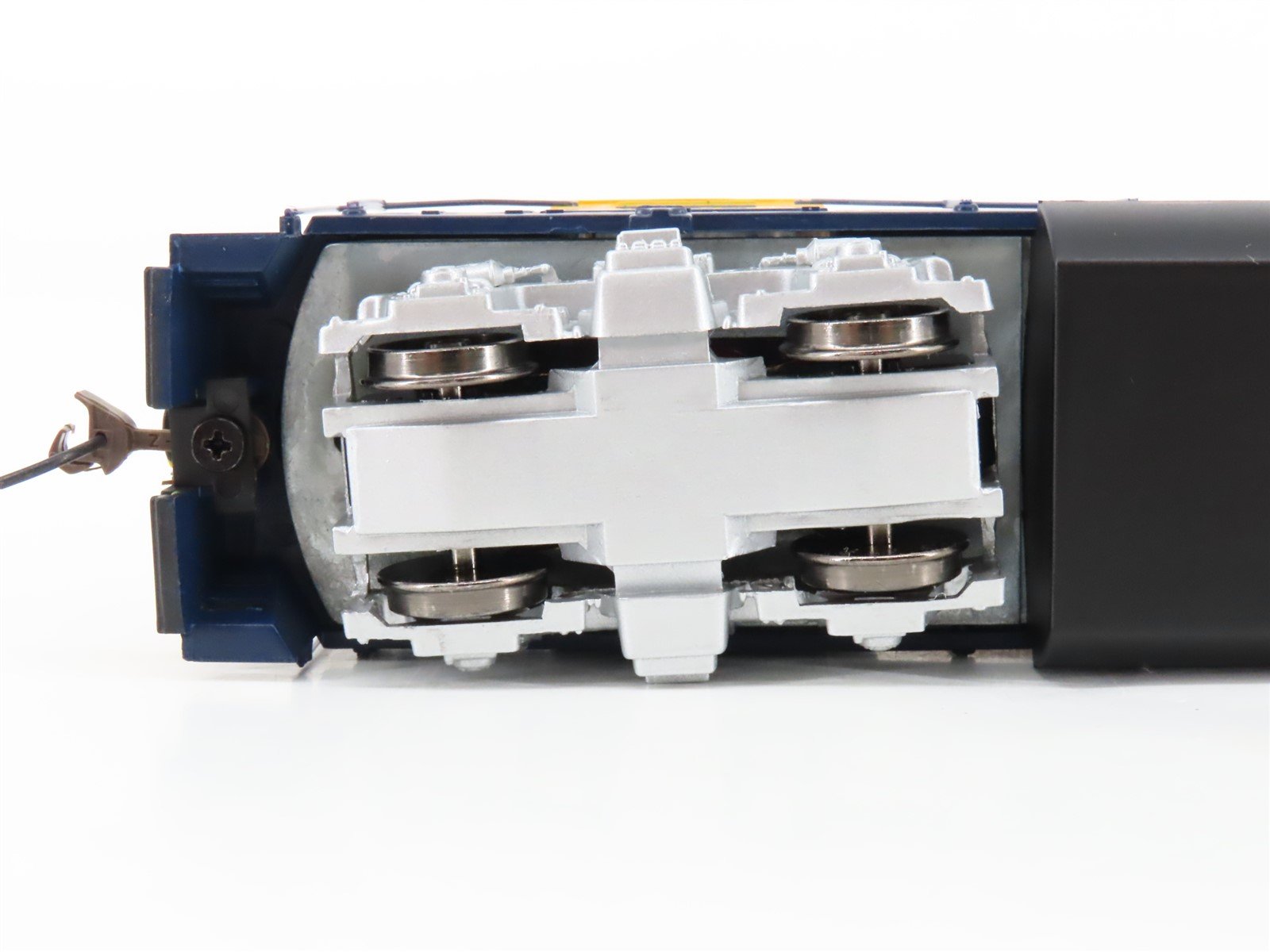 HO Scale Bachmann 63510 ARR Alaska GP40 Diesel Locomotive #3019