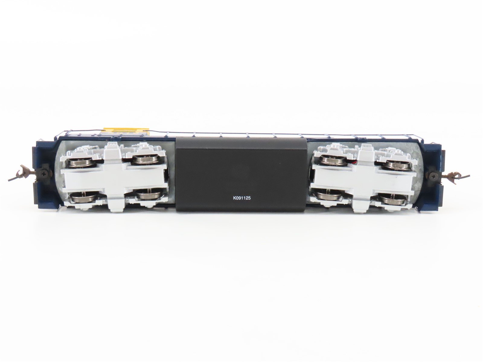 HO Scale Bachmann 63510 ARR Alaska GP40 Diesel Locomotive #3019