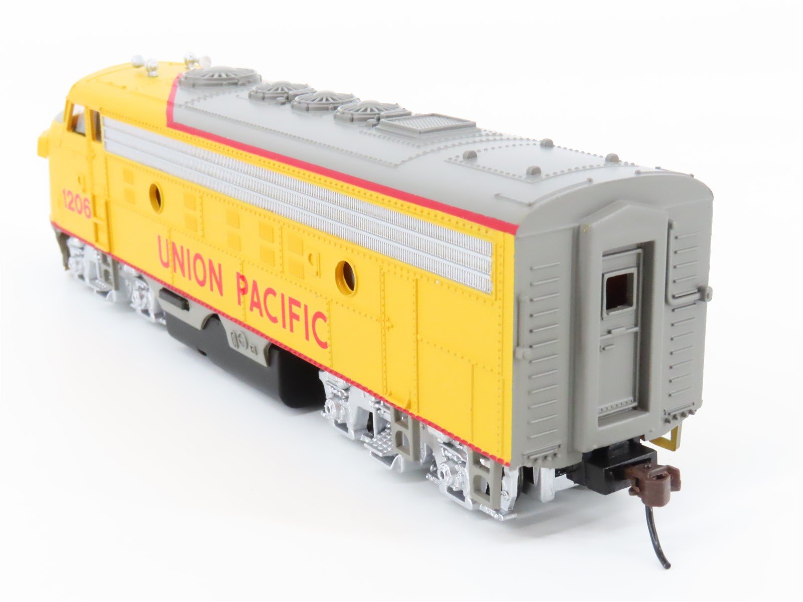 HO Scale Bachmann 61501 UP Union Pacific F9A Diesel Locomotive #1206