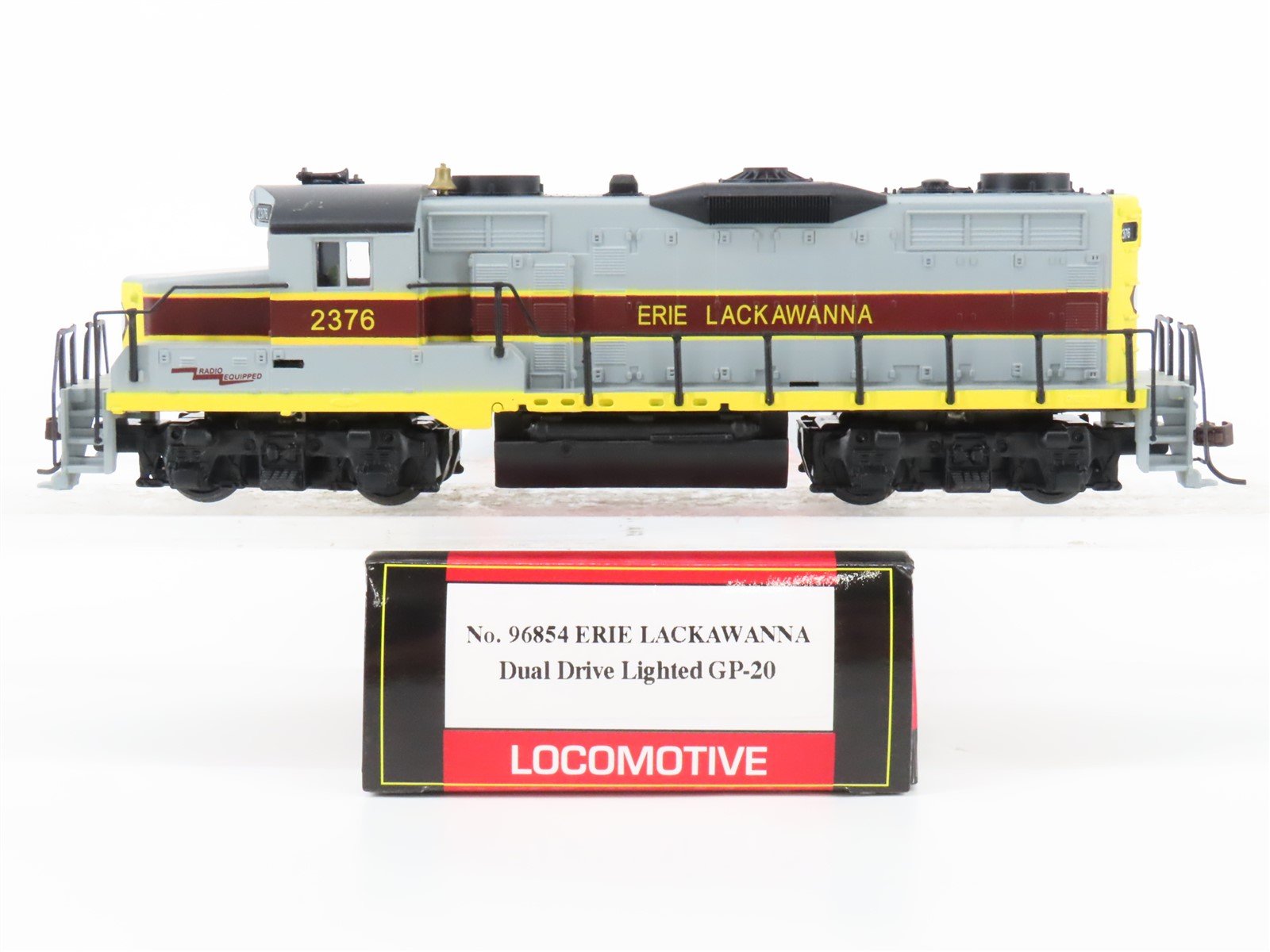 HO Scale Model Power 96854 EL Erie Lackawanna GP20 Diesel Locomotive #2376
