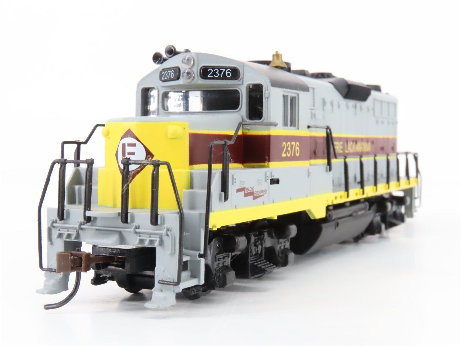HO Scale Model Power 96854 EL Erie Lackawanna GP20 Diesel Locomotive #2376