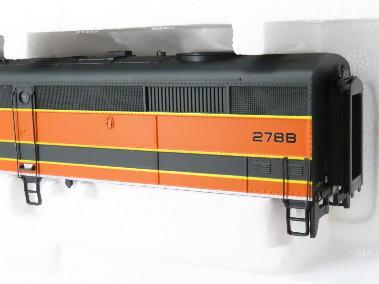 HO Scale Proto 2000 GN Great Northern FA/FB Diesel Locomotive Set BAD GEARS