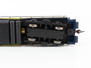 HO Scale Walthers 931-105 CSX Railroad GP9M Diesel Locomotive #890