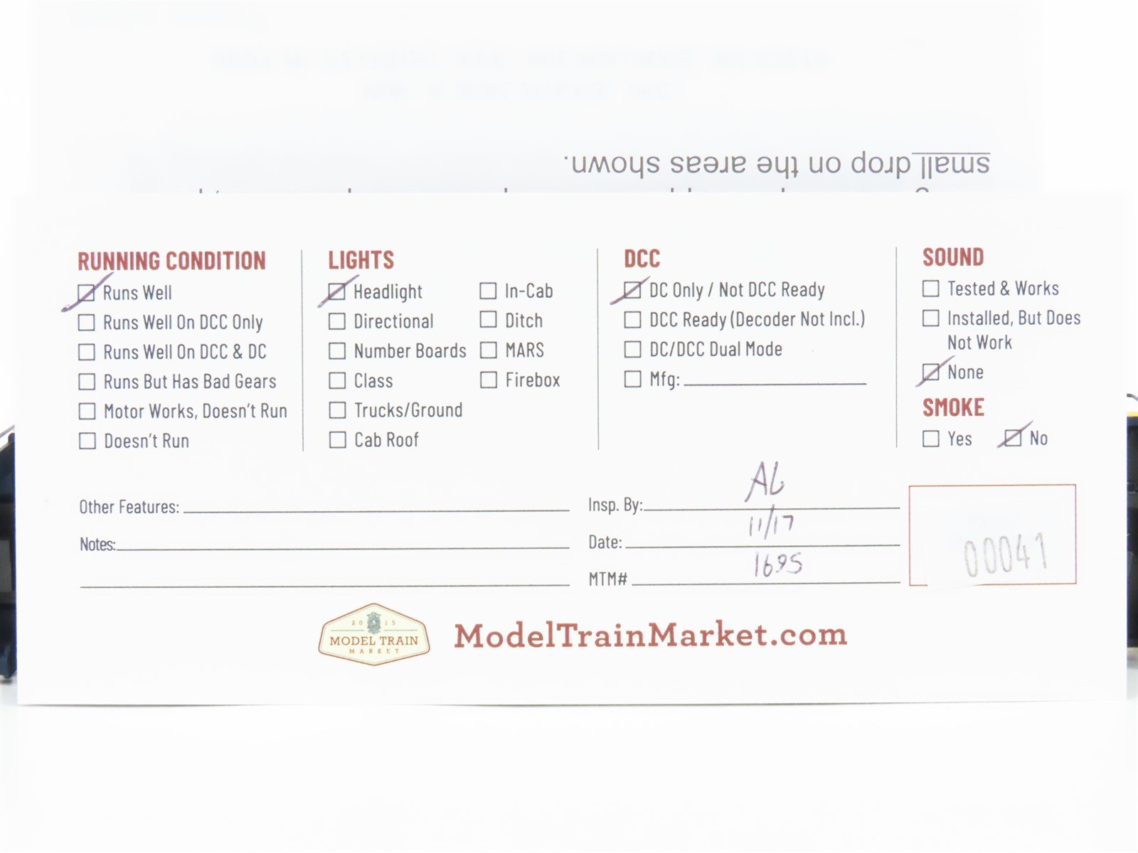 HO Scale Walthers 931-105 CSX Railroad GP9M Diesel Locomotive #890