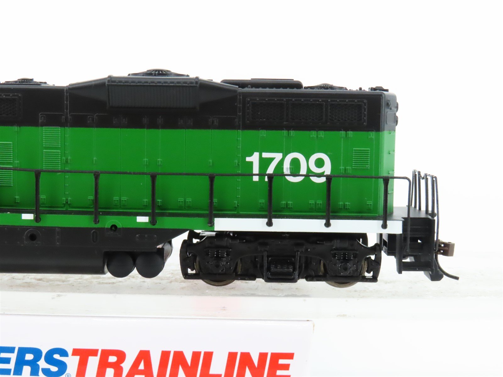HO Scale Walthers 931-101 BN Burlington Northern GP9M Diesel Loco #1709