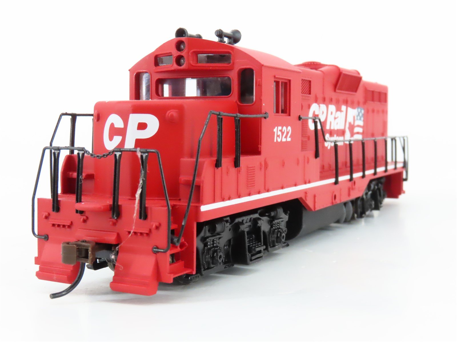 HO Scale Walthers 931-114 CP Canadian Pacific GP9M Diesel Locomotive #1522