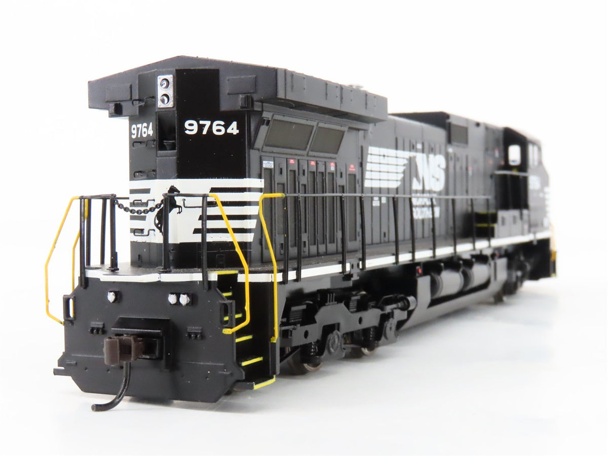 HO Scale Athearn RTR 80878 NS Norfolk Southern Dash 9-44CW Diesel Loco #9764
