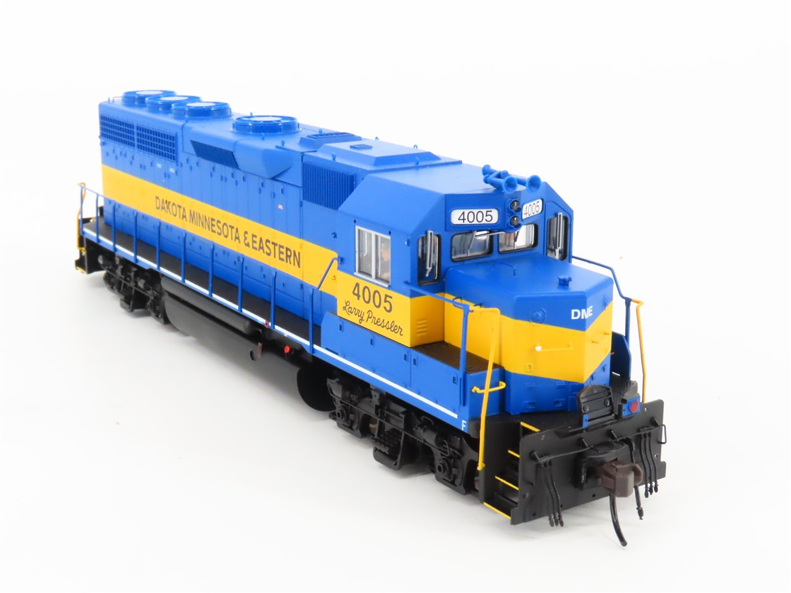 HO Scale Atlas Master 9743 DME Dakota Minnesota & Eastern GP40 Diesel Loco #4005