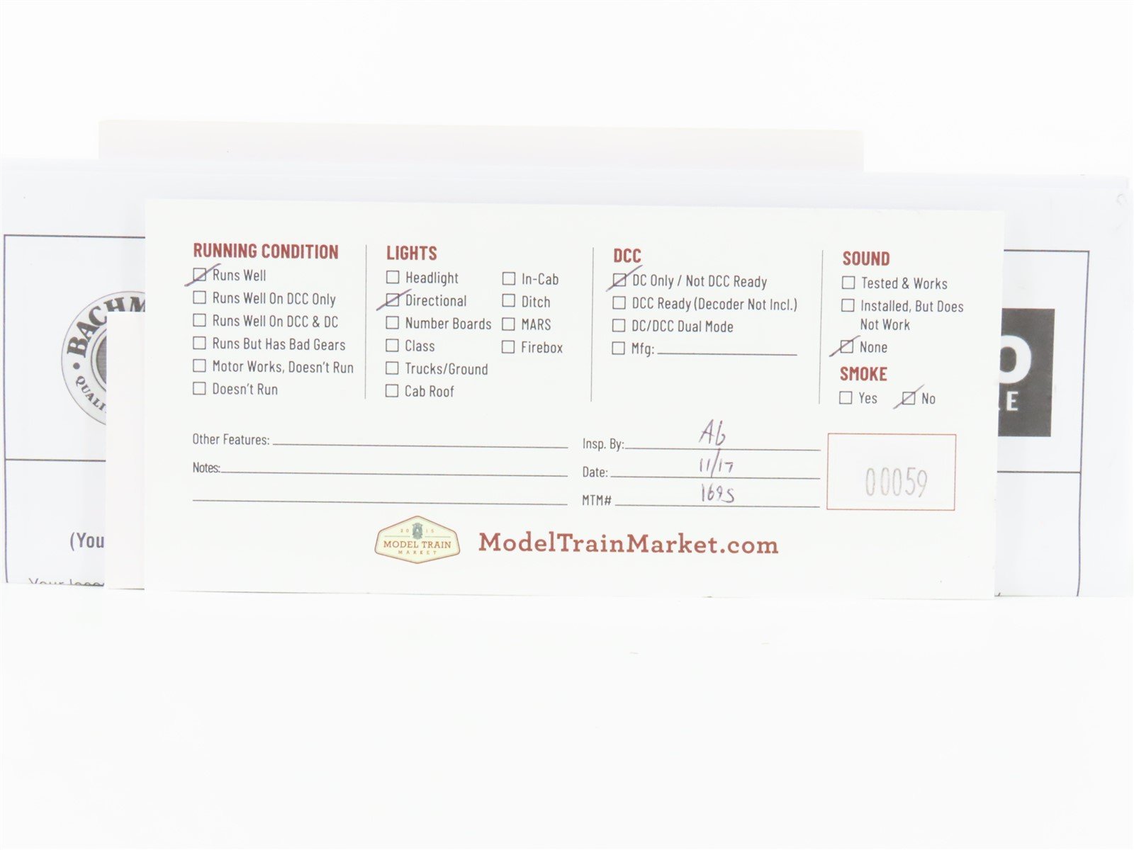 HO Scale Bachmann 61717 CN Canadian National GP38-2 Diesel Locomotive #4720