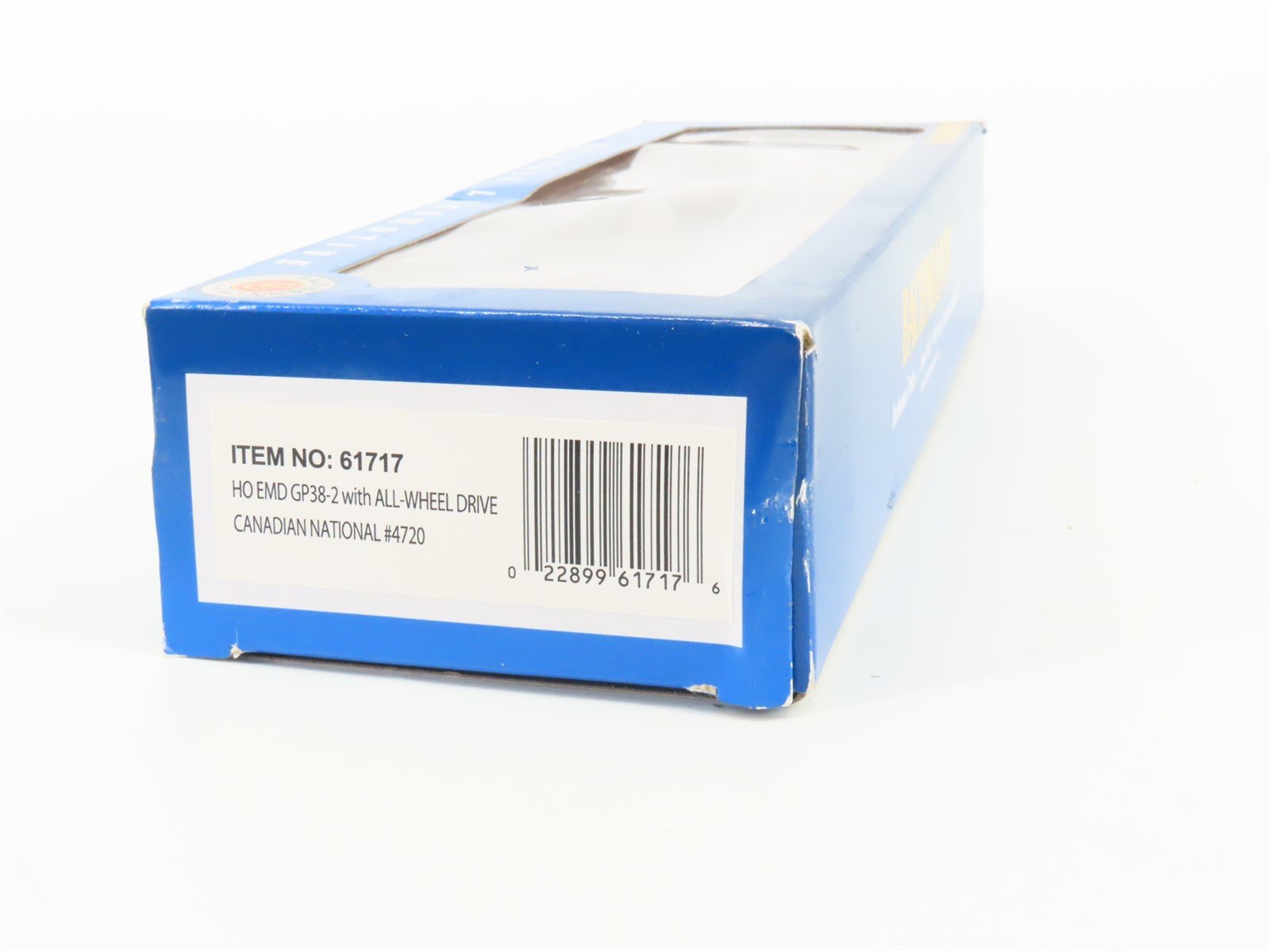 HO Scale Bachmann 61717 CN Canadian National GP38-2 Diesel Locomotive #4720