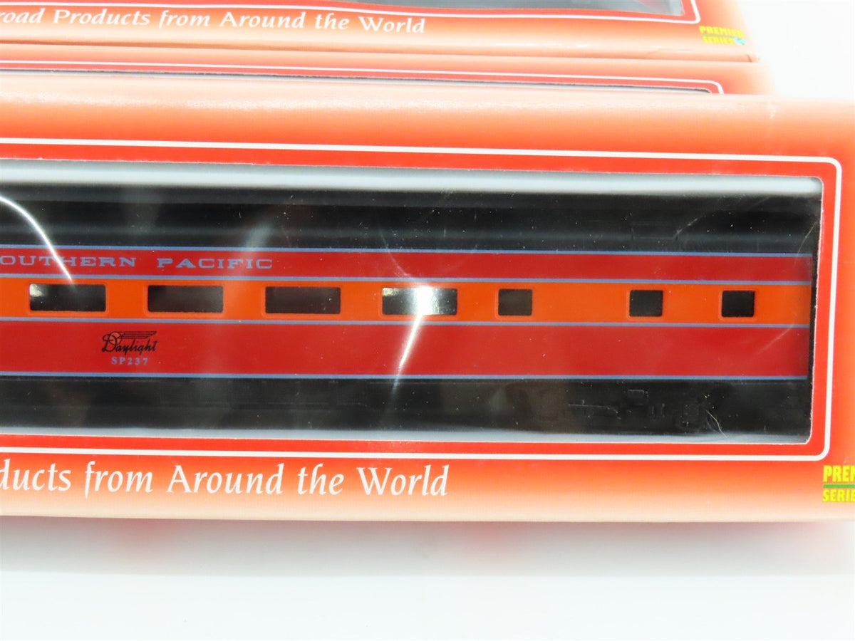 HO IHC Premier SP Southern Pacific &quot;Daylight&quot; PS Smooth-Side Passenger 5-Car Set