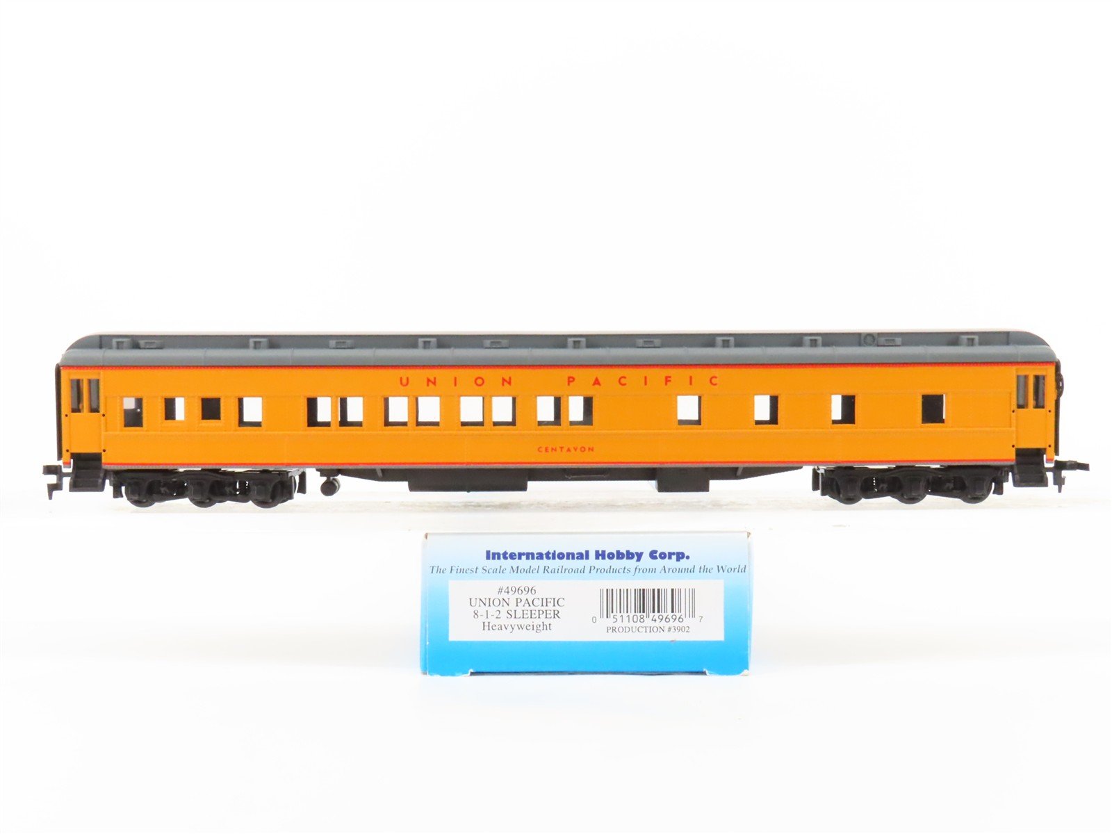HO Scale IHC Premier 49696 UP Union Pacific 8-1-2 Sleeper Passenger "Centavon"