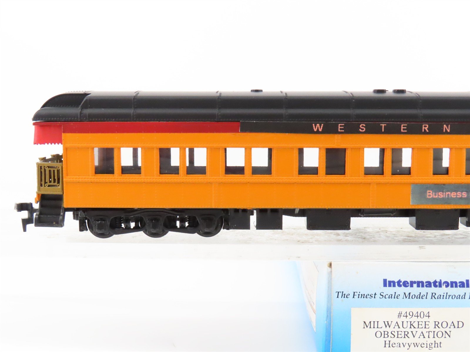 HO IHC Premier 49404 WP Western Pacific Observation/Business Passenger - Custom