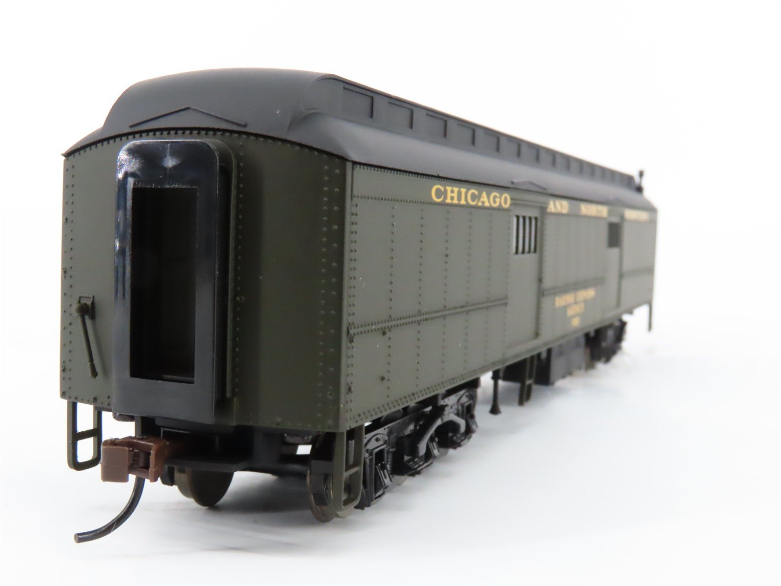 HO Rivarossi HR4038 CNW Chicago & North Western 60' Baggage Passenger Car #8765