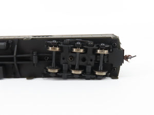 HO Rivarossi HR4038 CNW Chicago & North Western 60' Baggage Passenger Car #8765