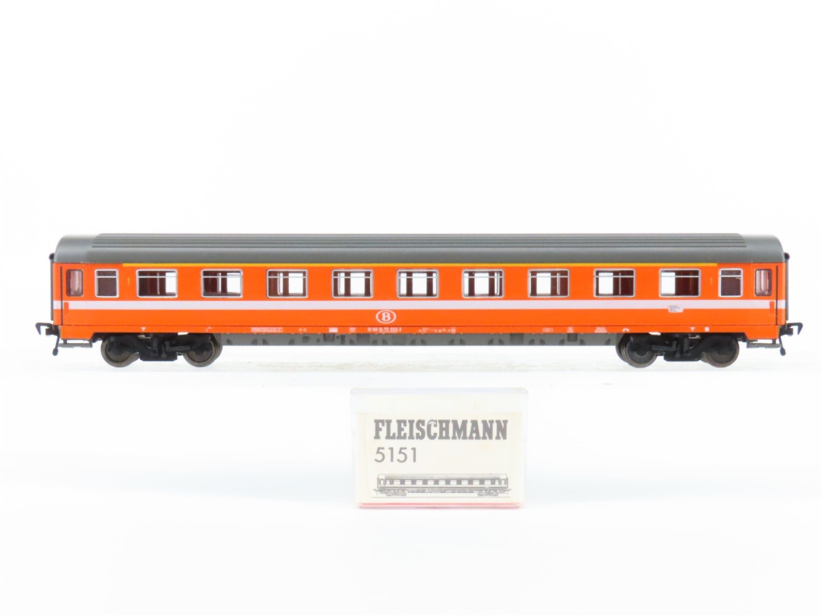 HO Scale Fleischmann 5151 SNCB Belgian 1st Class Corridor Coach Passenger #609-3