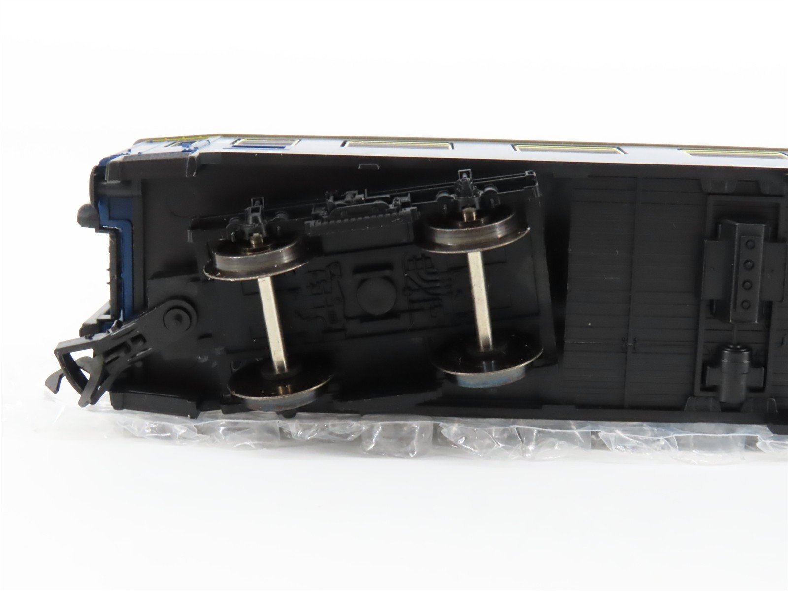 HO Scale Fleischmann 5103 DB Deutsche Bundesbahn Corridor Coach Passenger #222-2