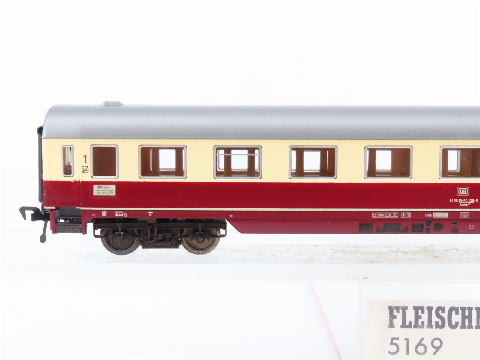 HO Fleischmann 5169 DB Deutsche Bundesbahn 1st Class Corridor Coach Passenger