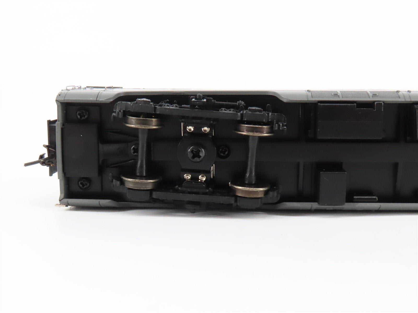 HO Walthers 932-15253 NYC New York Central 1938 Scheme 4-4-2 Sleeper Passenger