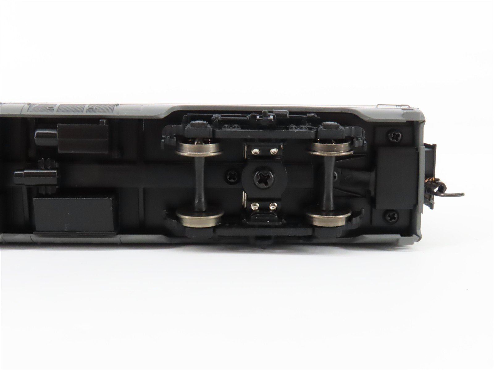 HO Walthers 932-15253 NYC New York Central 1938 Scheme 4-4-2 Sleeper Passenger