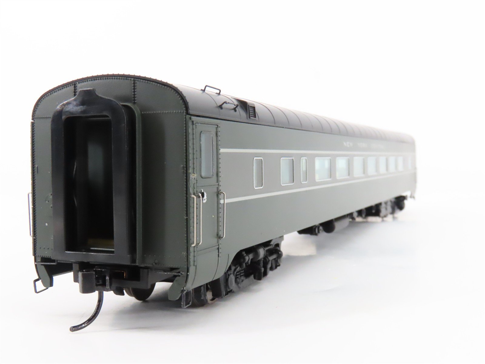 HO Walthers Proto 920-16604 NYC PS 85' 56-Seat Coach Passenger Car w/ Lighting