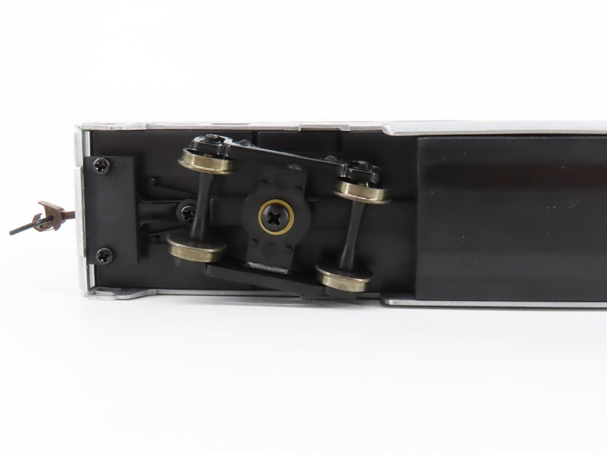 HO Scale Walthers AMTK Amtrak Superliner Bi-Level Diner Passenger Car #38063