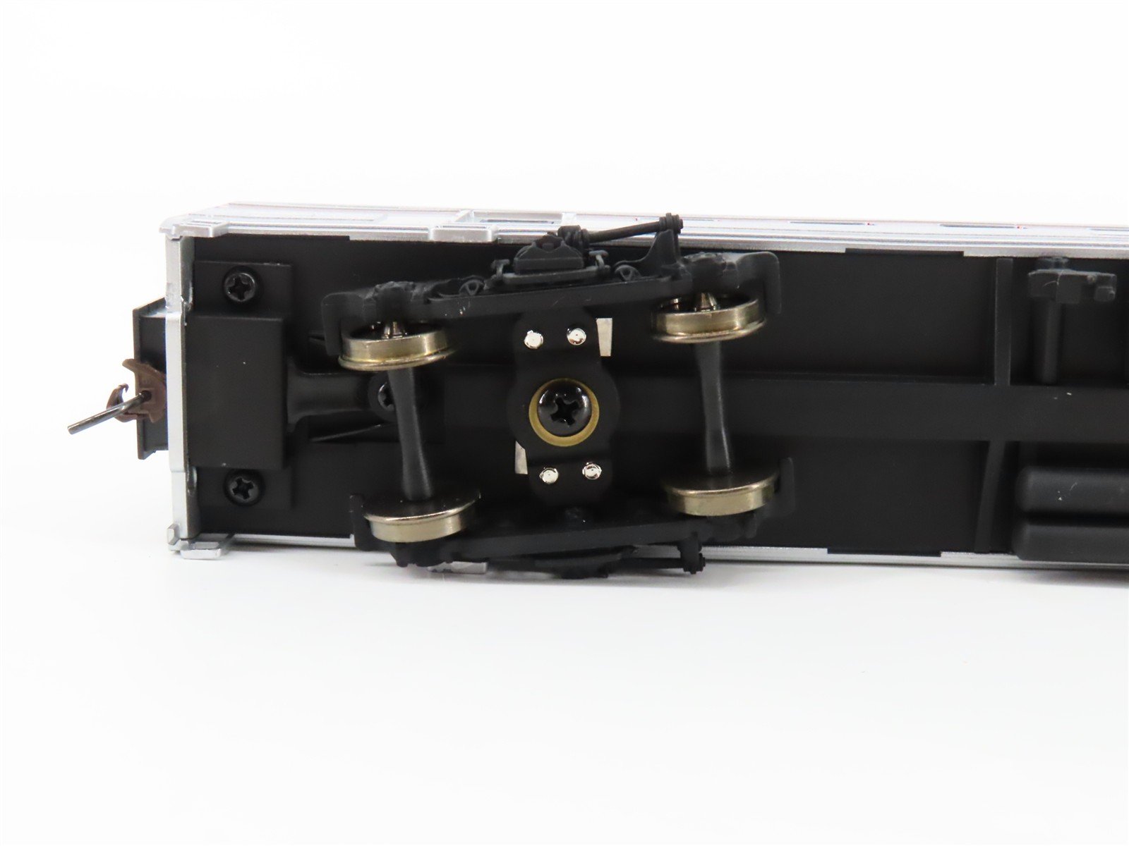 HO Scale Walthers 932-6444 AMTK Amtrak Phase IV 63' Budd RPO Passenger No#