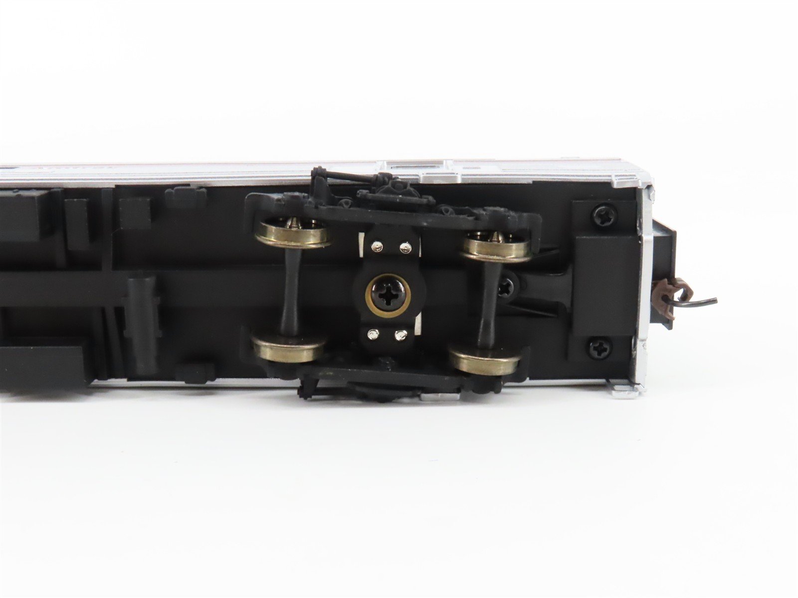 HO Scale Walthers 932-6444 AMTK Amtrak Phase IV 63' Budd RPO Passenger No#