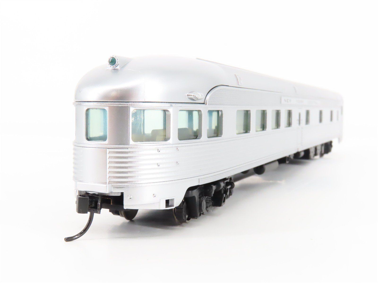 HO Scale Walthers Mainline 910-30355 NYC 85' Budd Observation Passenger Car