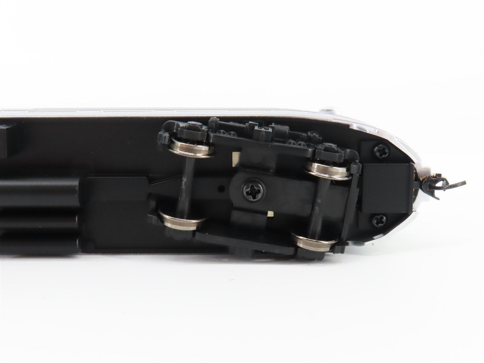 HO Scale Walthers Mainline 910-30355 NYC 85' Budd Observation Passenger Car