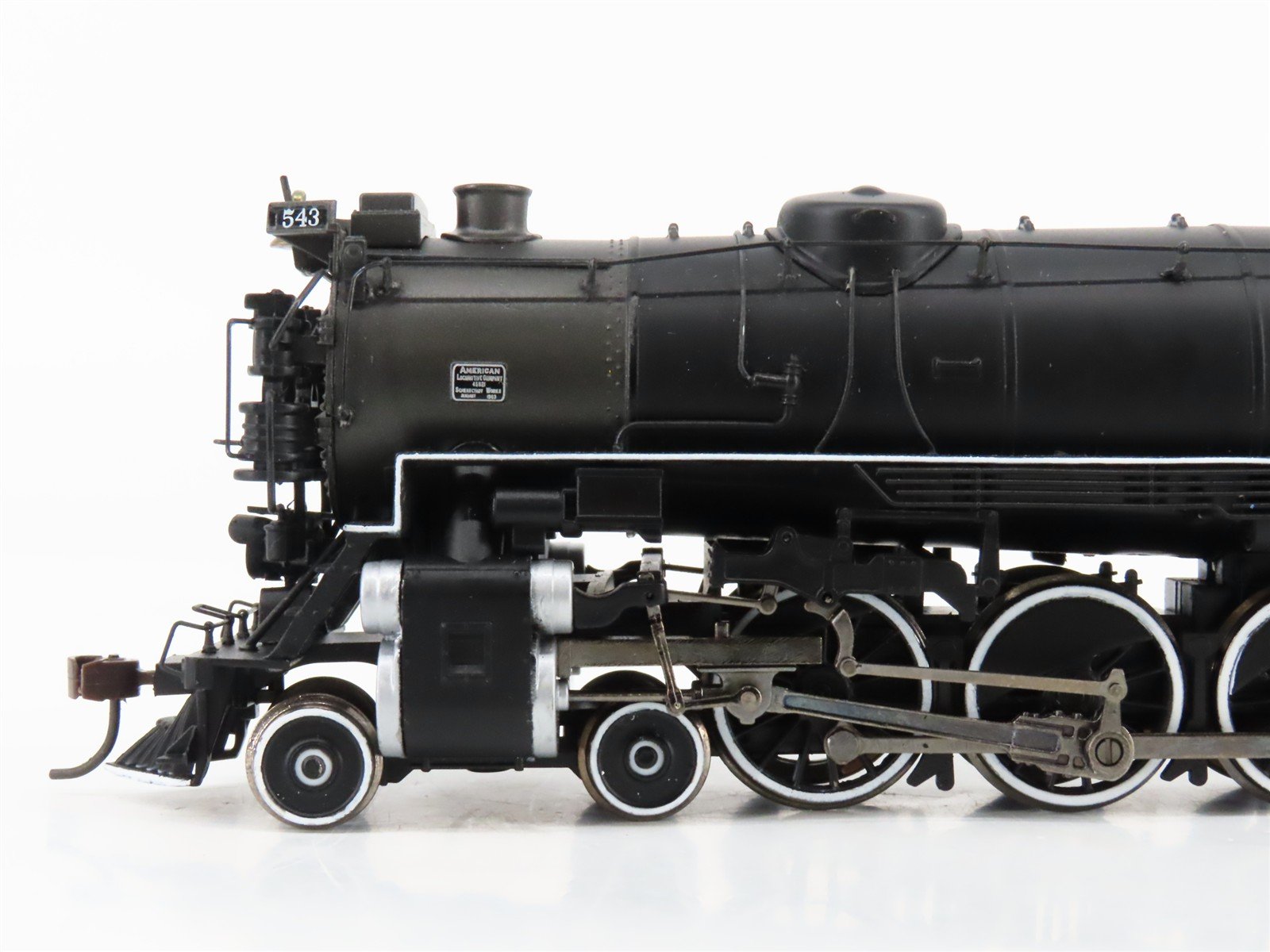 HO Bachmann Spectrum 82503 C&O Chesapeake & Ohio 4-8-2 J2 Steam #543 - DCC Ready
