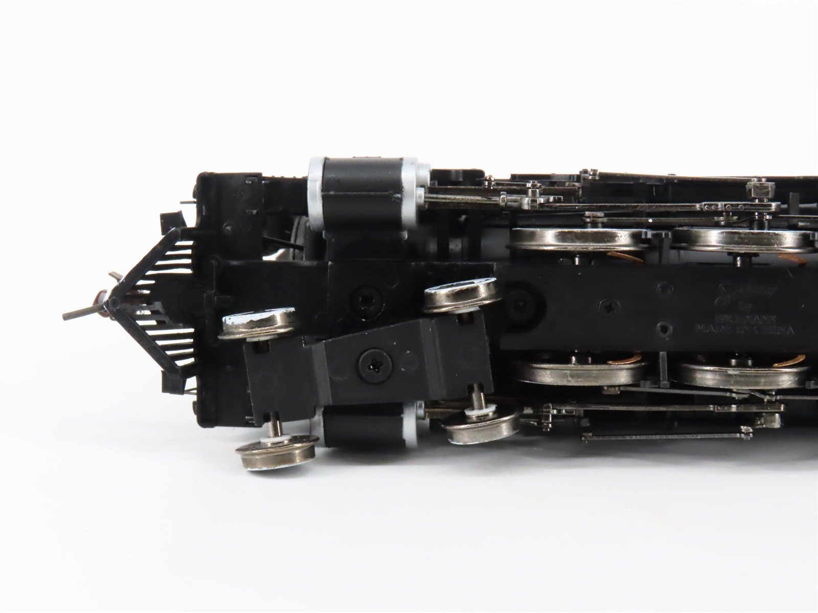 HO Bachmann Spectrum 82503 C&O Chesapeake & Ohio 4-8-2 J2 Steam #543 - DCC Ready