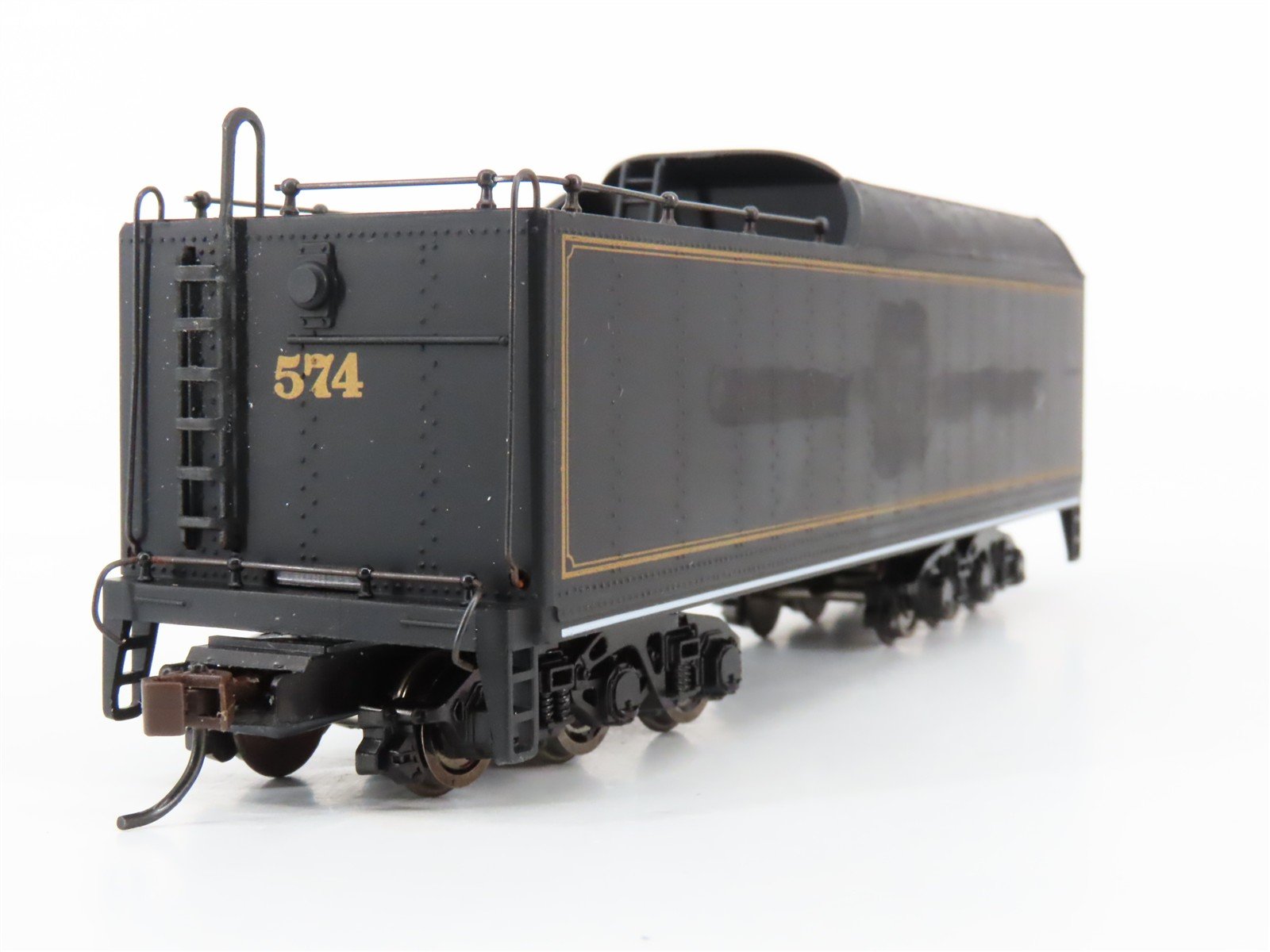 HO Scale Rivarossi 5435 Unlettered 2-8-4 Berkshire Steam #574 - Custom