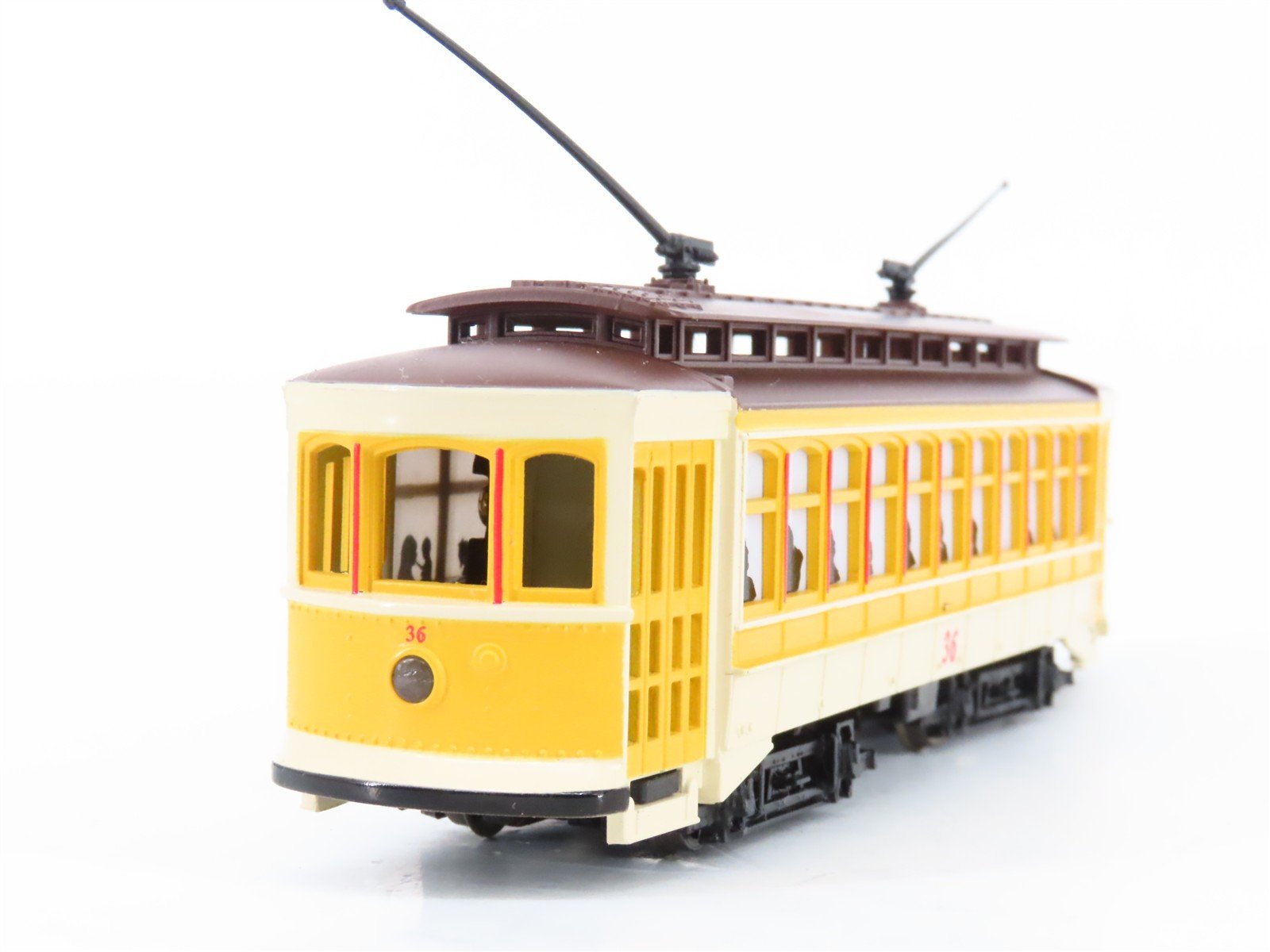 HO Scale Bachmann 61048 Yellow Brill Trolley Electric #36 - Model