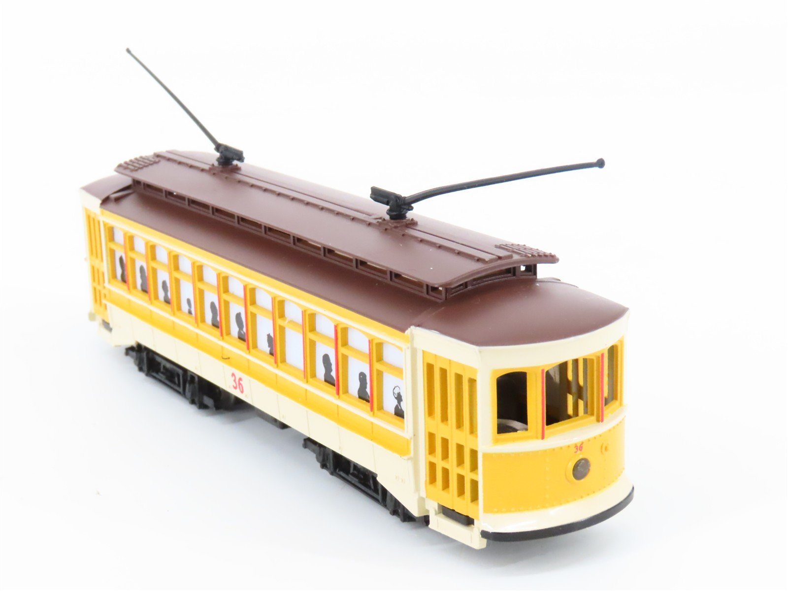 HO Scale Bachmann 61048 Yellow Brill Trolley Electric #36