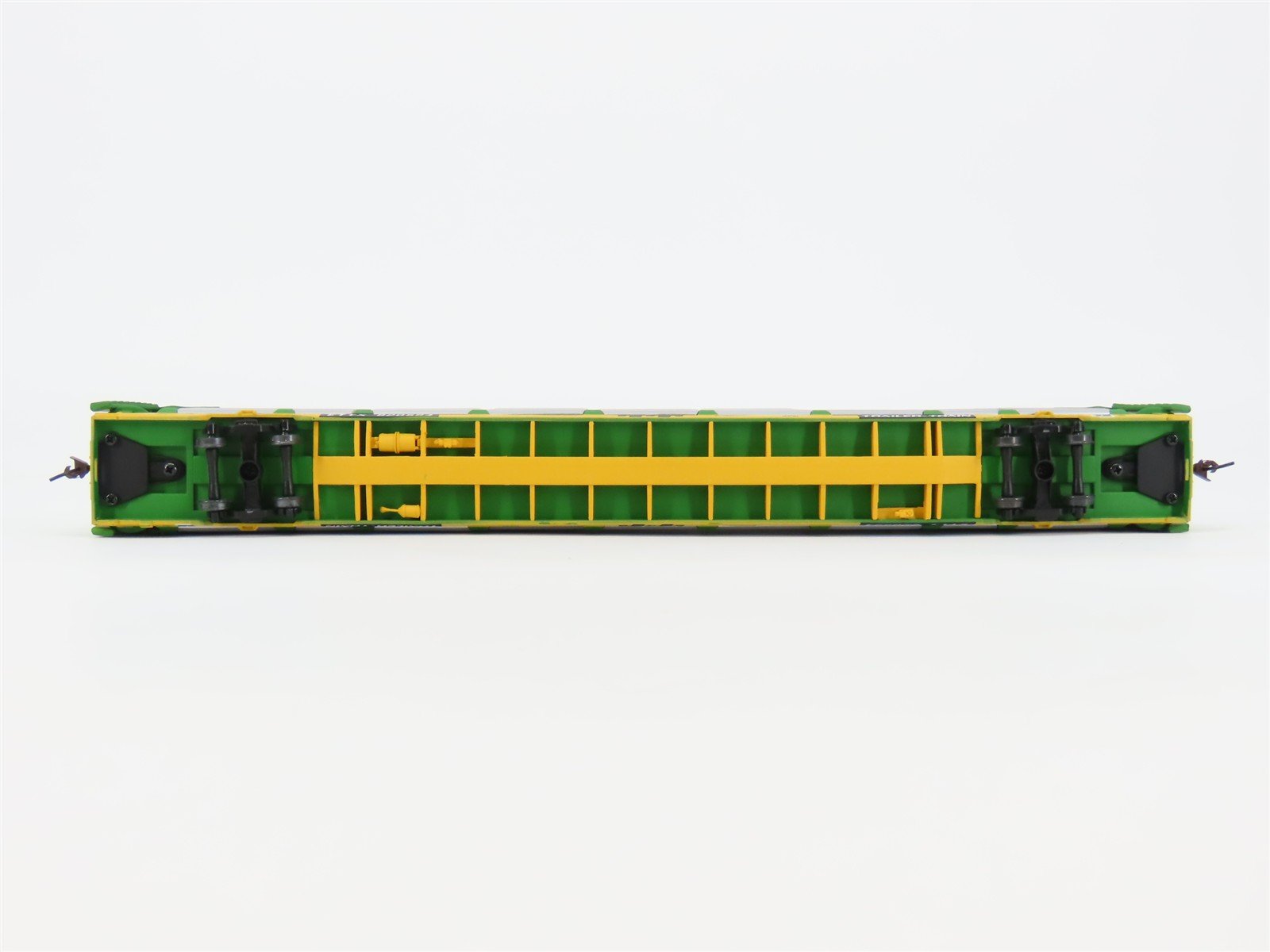 HO Scale Walthers 932-4854 ETTX BN Burlington Northern 89' Auto Carrier #820594