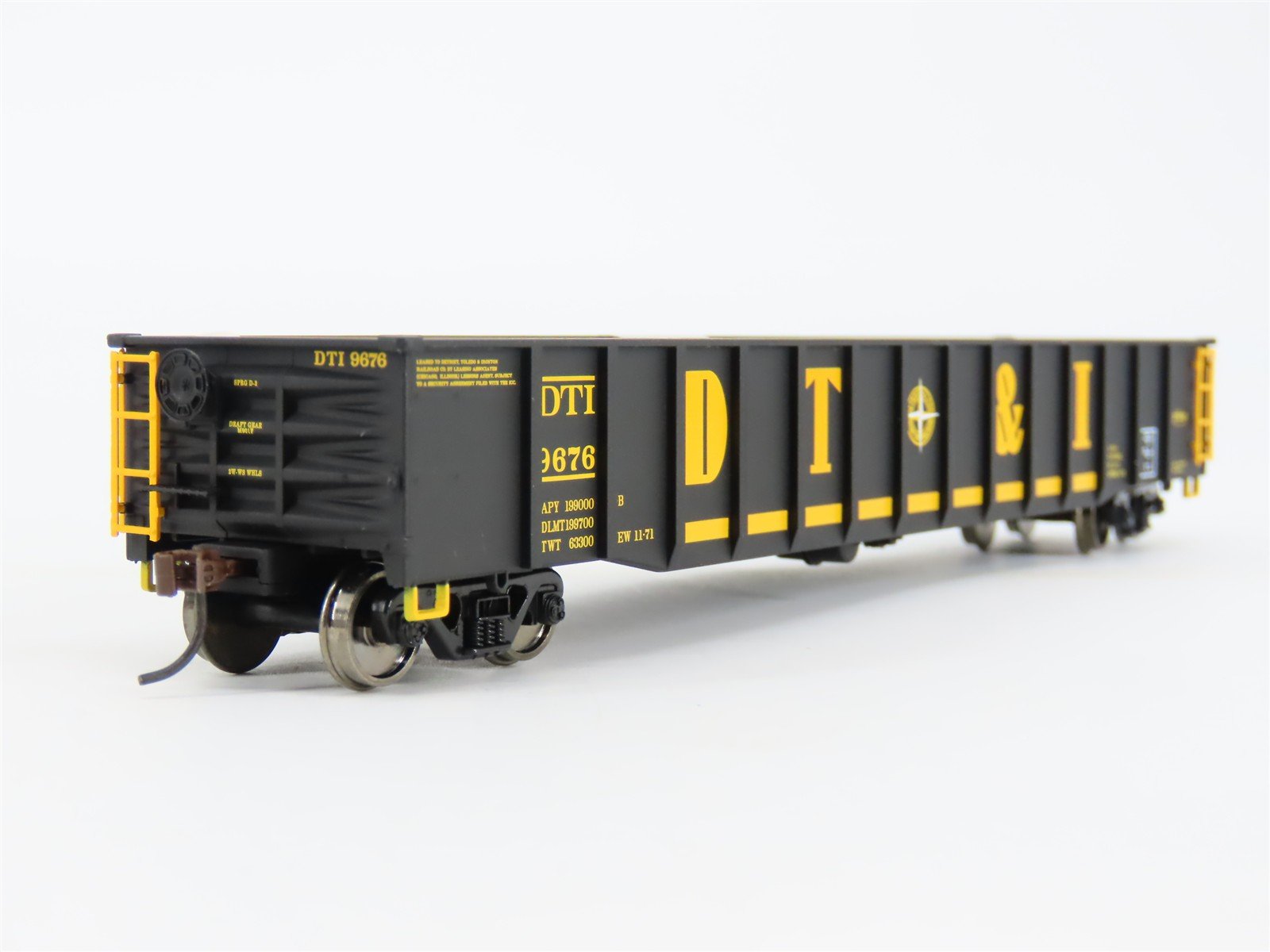 HO Walthers Gold Line 932-40257 DTI Detroit Toledo & Ironton 53' Gondola #9676