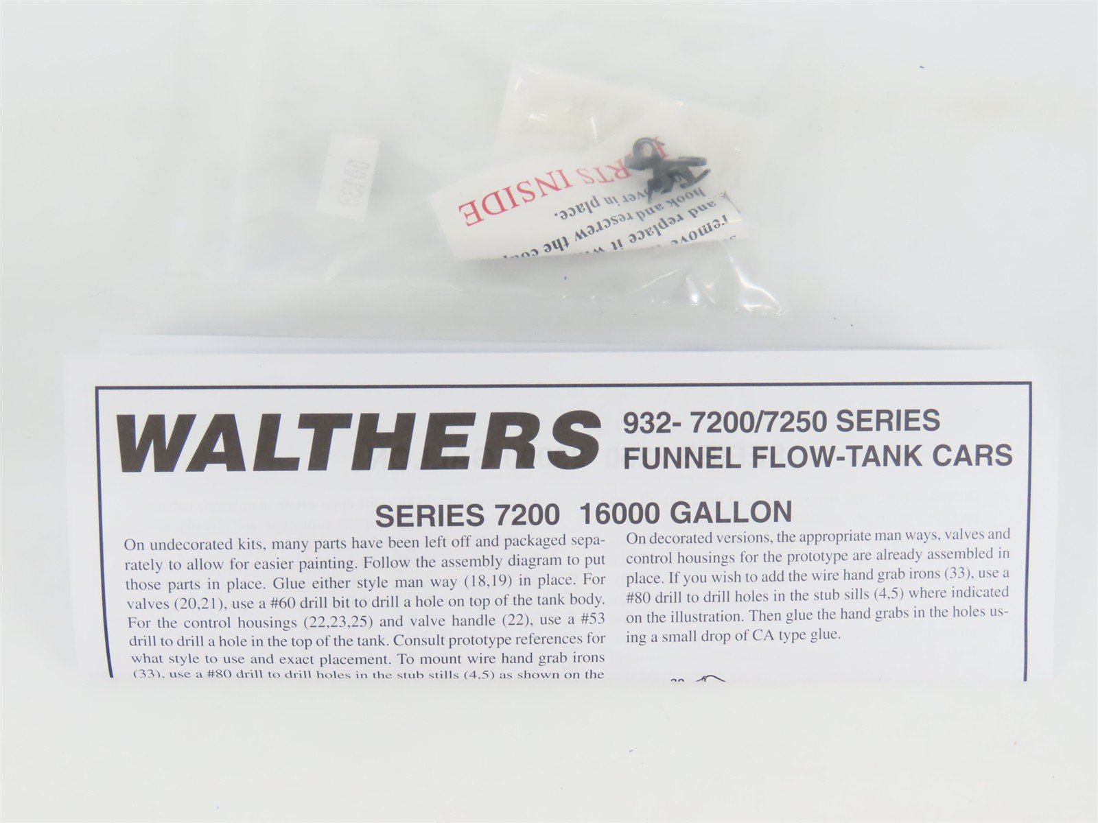 HO Scale Walthers Gold Line 932-7223 ADMX UTLX Funnel Flow Tank Car #15818