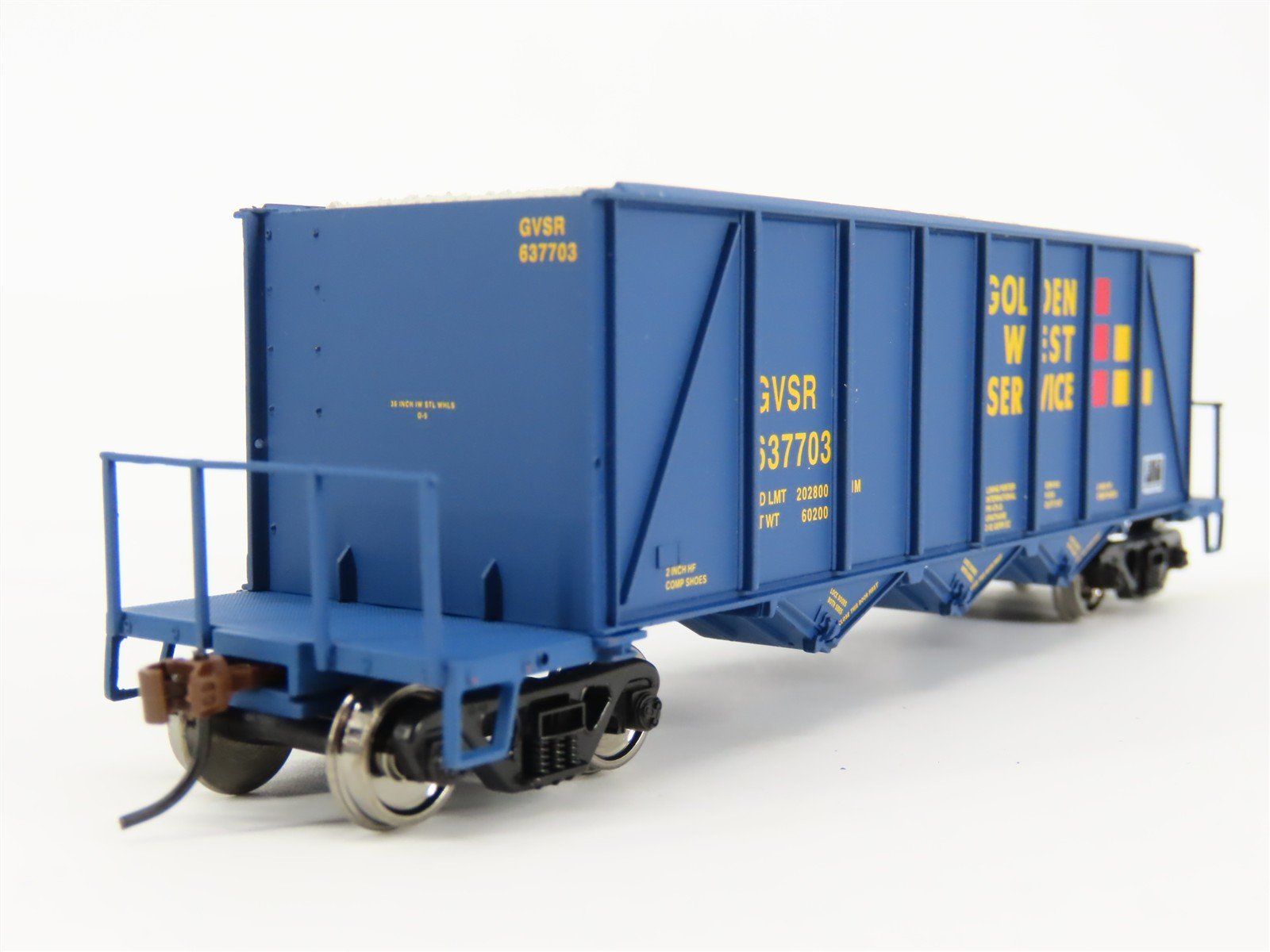 HO Walthers Gold Line 932-7060 GVSR Golden West 40' Ortner Aggregate Car #637703