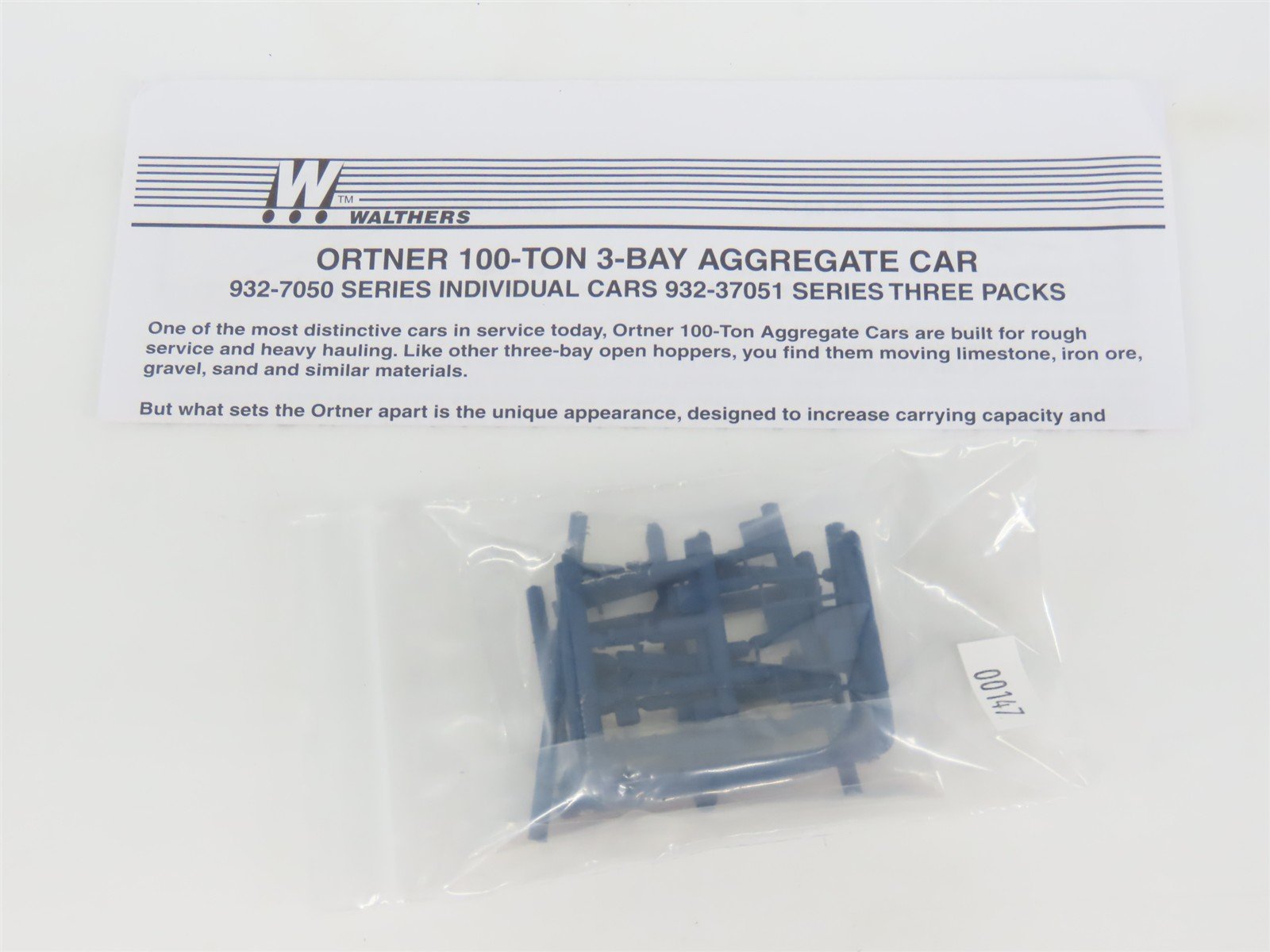 HO Walthers Gold Line 932-7060 GVSR Golden West 40' Ortner Aggregate Car #637703