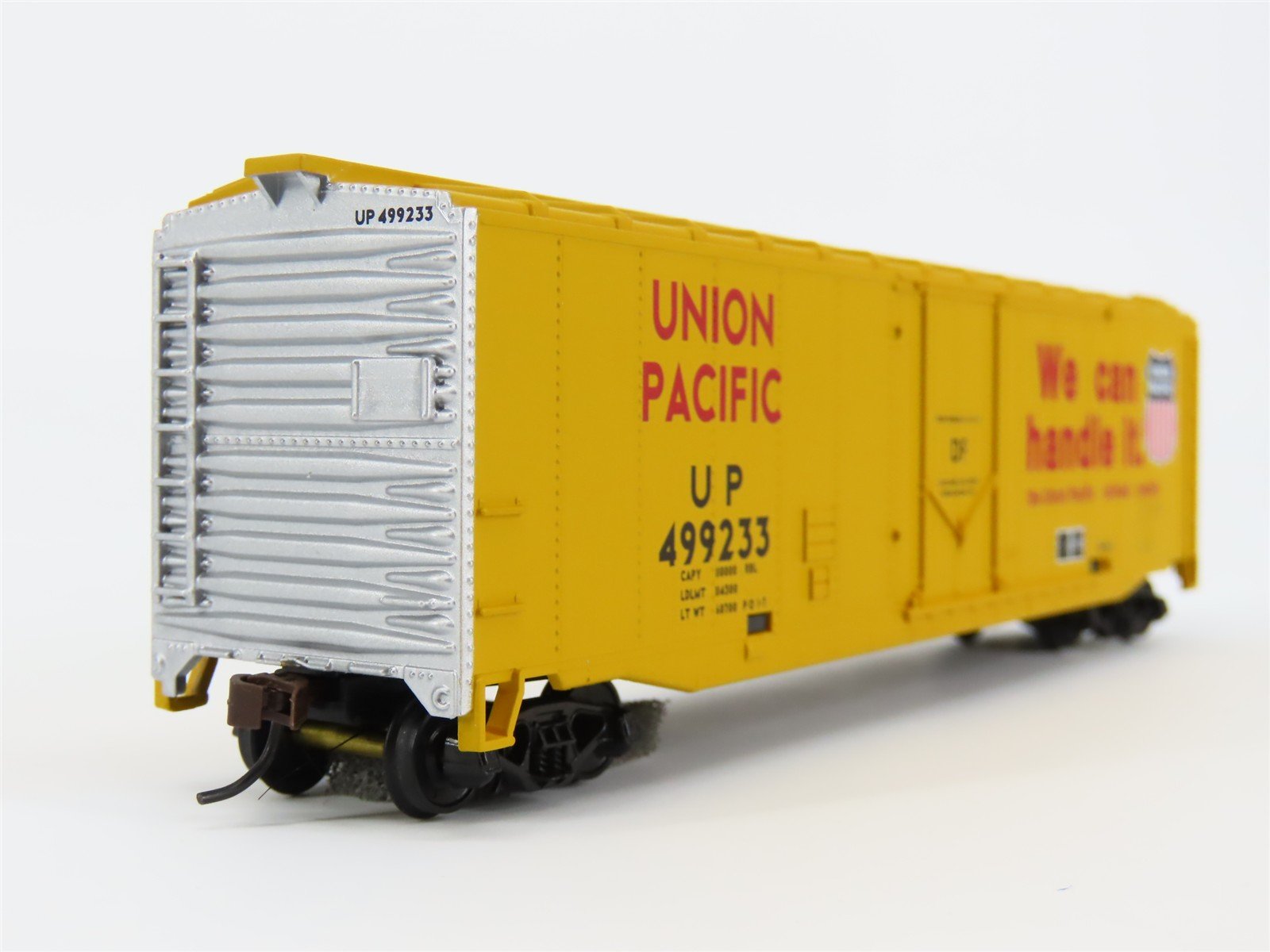 HO Scale Walthers Trainline 931-672 UP Union Pacific 50' Box Car #499233