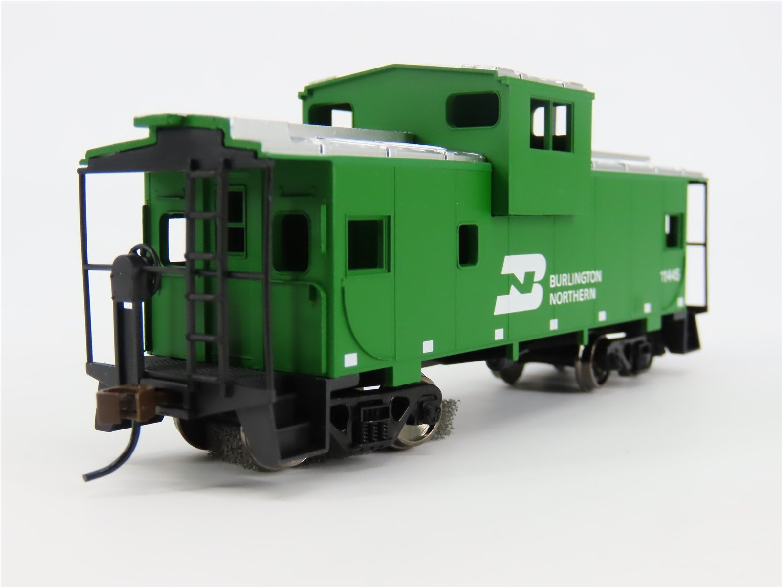 HO Scale Walthers Trainline 931-1501 BN Burlington Northern Caboose #11445