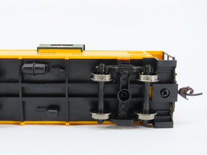 HO Scale Walthers Trainline 931-1510 CNW Chicago North Western Caboose #12560