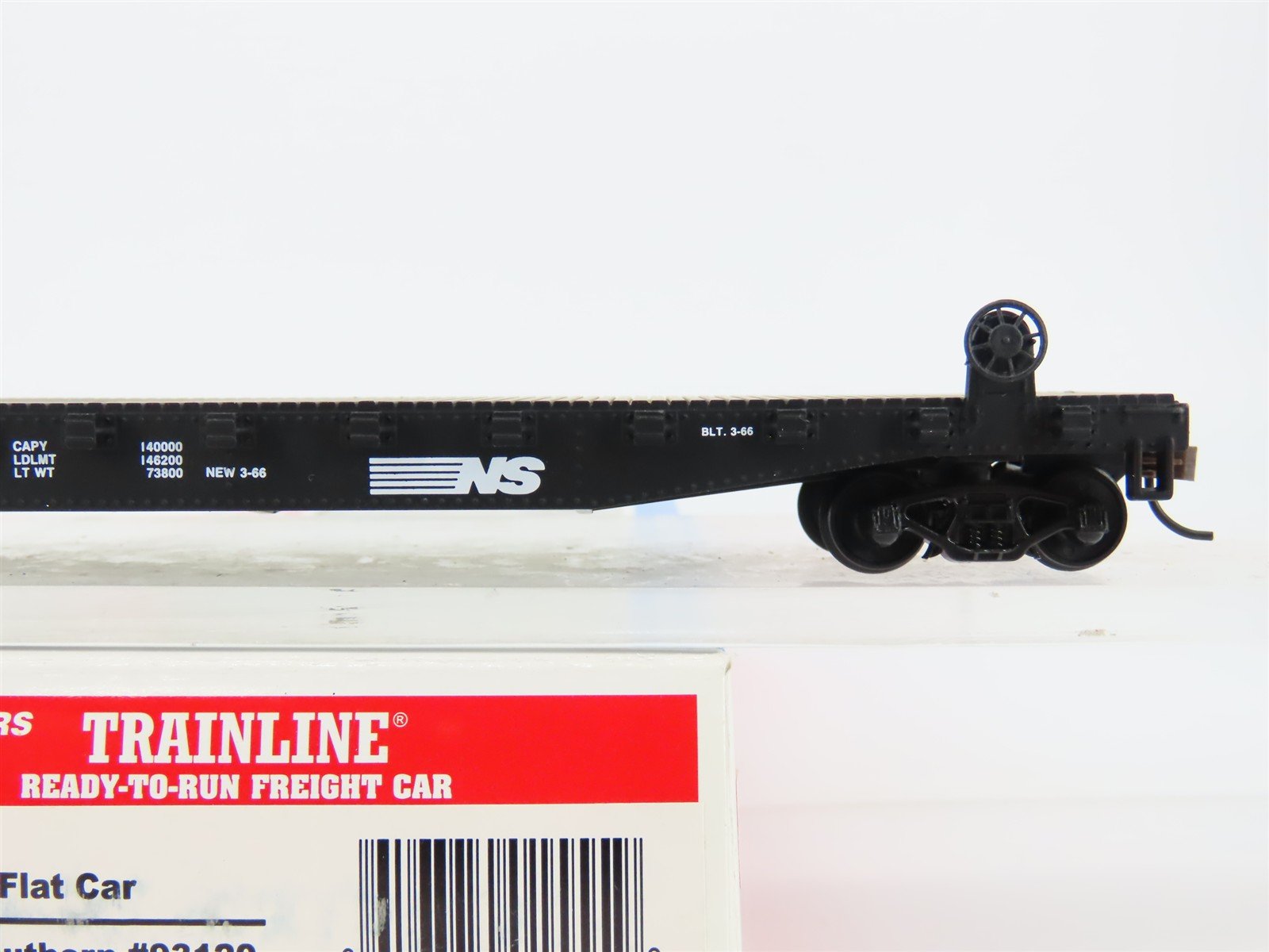 HO Scale Walthers Trainline 931-604 NS Norfolk Southern 50' Flat Car #93120