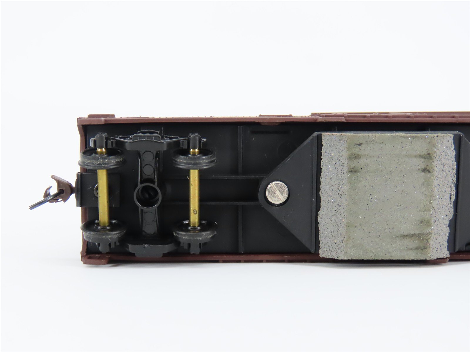 HO Scale Walthers Trainline 931-751 UP Union Pacific Track Cleaning Car #113803