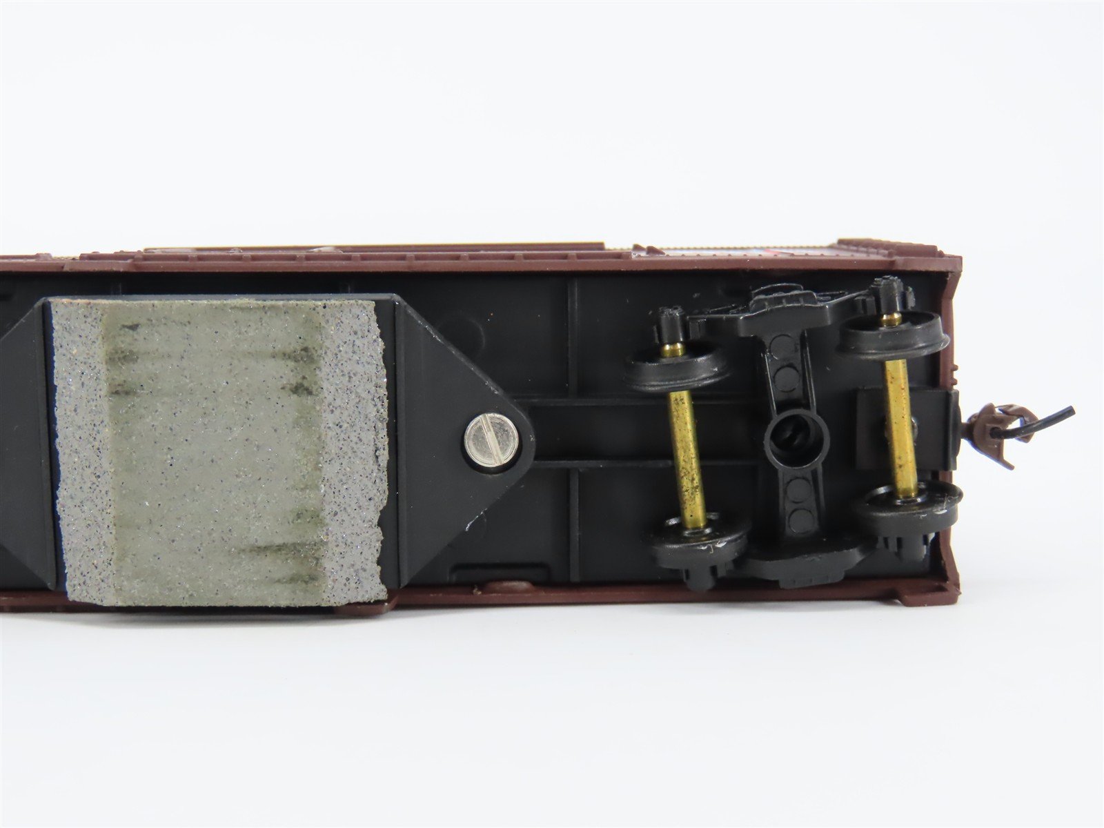 HO Scale Walthers Trainline 931-751 UP Union Pacific Track Cleaning Car #113803