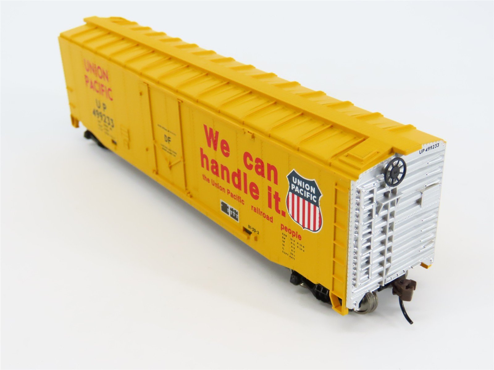 HO Scale Walthers Trainline 931-1672 UP Union Pacific 50' Box Car #499233