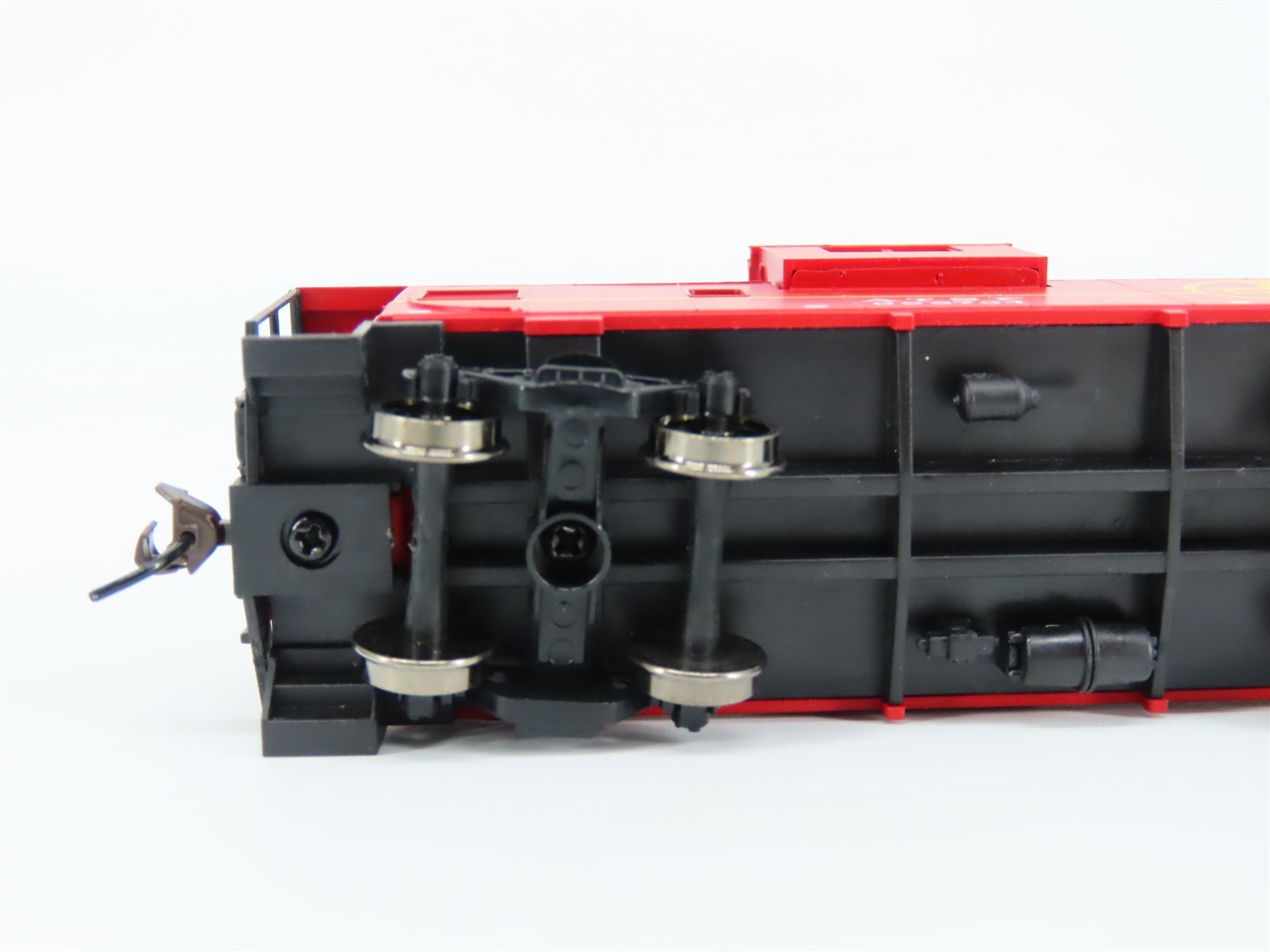 HO Scale Walthers Trainline 931-1503 ATSF Santa Fe Railroad Caboose #999734