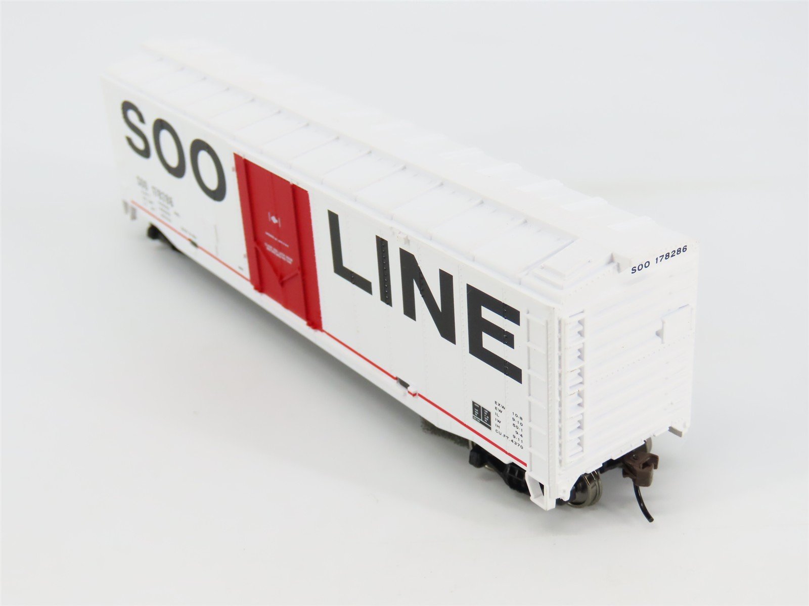 HO Scale Walthers Trainline 931-1671 SOO Line 50' Plug Door Box Car #178286