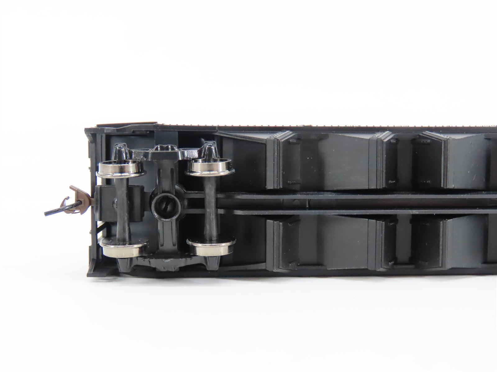 HO Scale Walthers Trainline 931-1423 ROCK Rock Island 4-Bay Hopper #510486